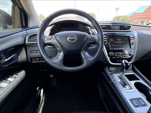 Used 2023 Nissan Murano SV AWD/4WD image 14
