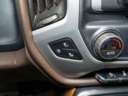 Used 2018 GMC Sierra 1500 SLT image 25