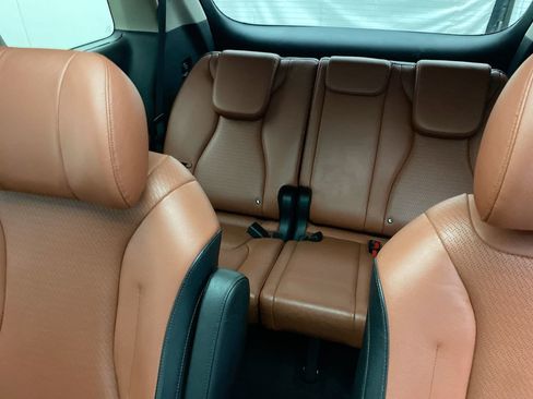 Used 2022 Kia Carnival SX Prestige FWD image 27