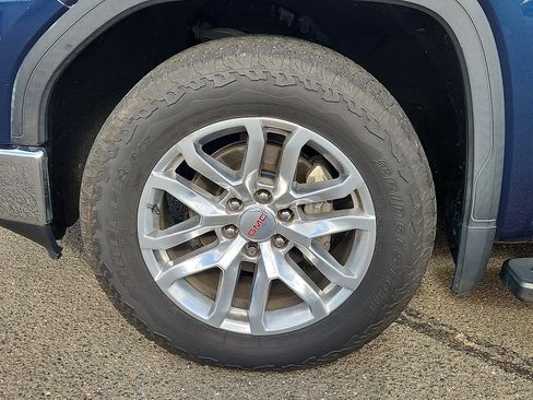 Used 2021 GMC Sierra 1500 SLT w/ SLT Convenience Package image 9