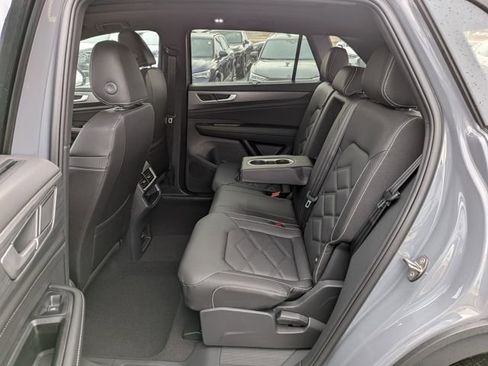 New 2026 Volkswagen Atlas Cross Sport SE AWD/4WD image 11