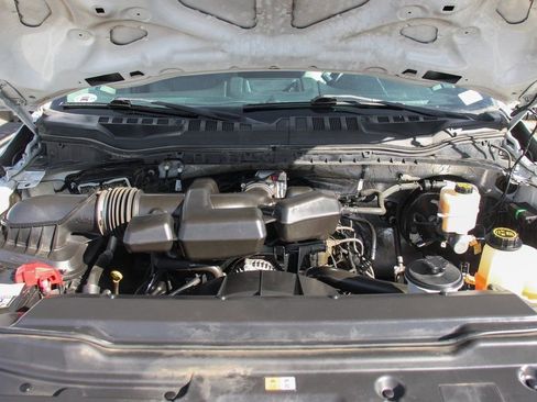 Used 2018 Ford F350 XL w/ Power Equipment Group RWD image 12