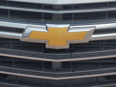 Used 2019 Chevrolet Traverse LS FWD image 11