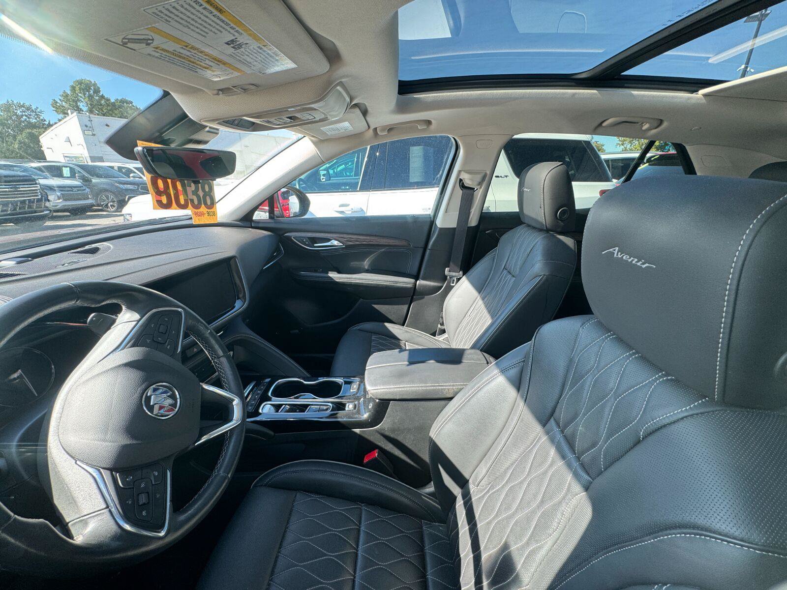 Used 2023 Buick Envision Avenir AWD/4WD image 12