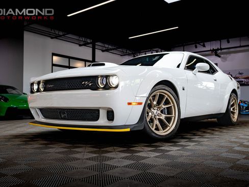 Used 2023 Dodge Challenger R/T Scat Pack RWD image 1