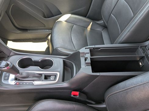 Used 2019 Chevrolet Equinox Premier AWD/4WD image 29
