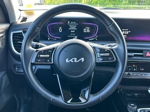 Used 2025 Kia Seltos S AWD/4WD image 15