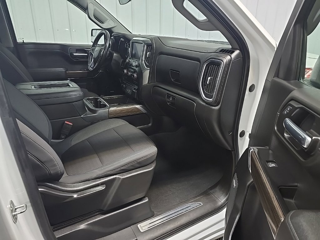 Used 2021 Chevrolet Silverado 1500 LT Trail Boss w/ Convenience Package II AWD/4WD image 17