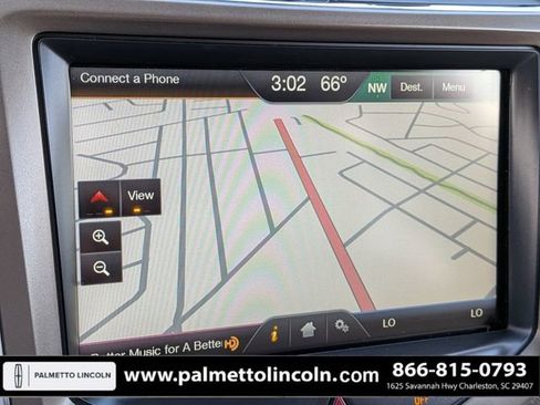 Used 2014 Lincoln MKX FWD w/ Equipment Group 101A image 23