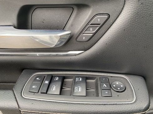 Used 2023 RAM 1500 Laramie image 29