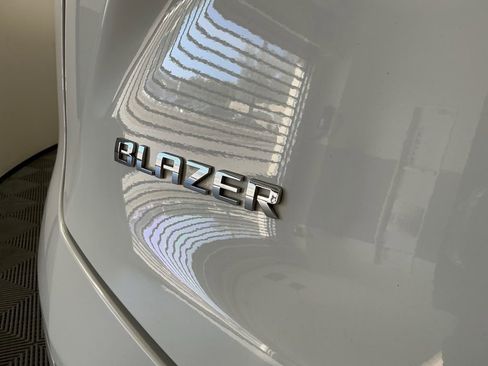 Used 2019 Chevrolet Blazer Premier w/ Sun and Wheels Package image 26