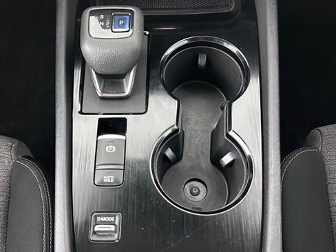 Used 2022 Nissan Rogue SV image 24