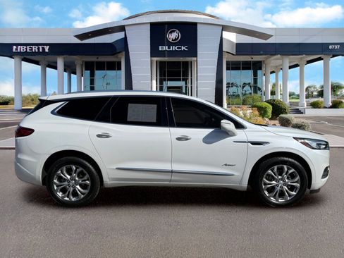 Used 2021 Buick Enclave Avenir w/ Avenir Technology Package FWD image 2