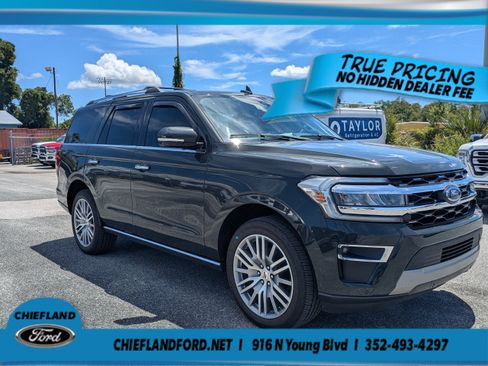 Used 2022 Ford Expedition Limited RWD image 1