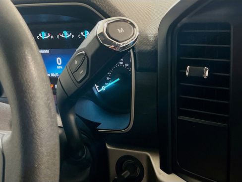 Used 2021 Ford F150 XL RWD image 12