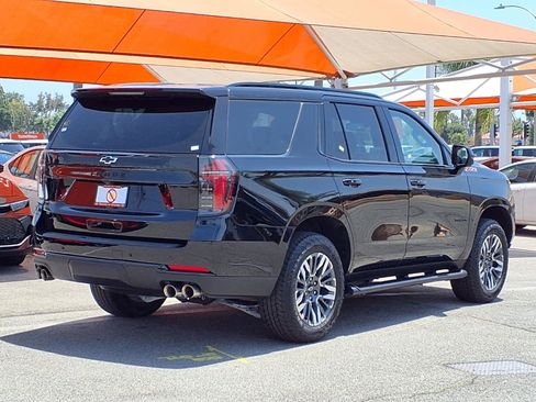 Used 2025 Chevrolet Tahoe Z71 AWD/4WD image 4