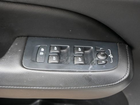 Used 2022 Volvo S60 B5 Momentum w/ Premium Package AWD/4WD image 14