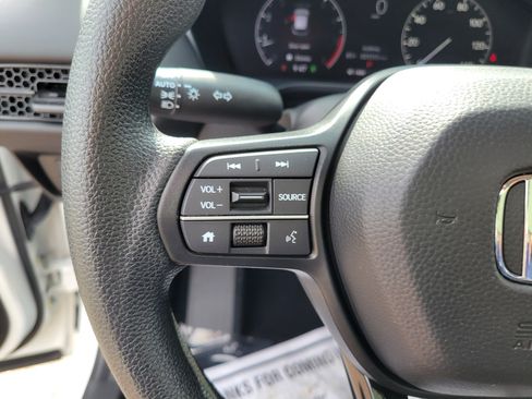 Certified 2024 Honda HR-V LX image 22