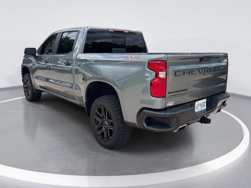 Used 2021 Chevrolet Silverado 1500 LT Trail Boss w/ Convenience Package II AWD/4WD image 6