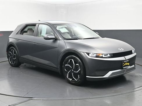 Used 2022 Hyundai Ioniq 5 SEL w/ Cargo Package image 9