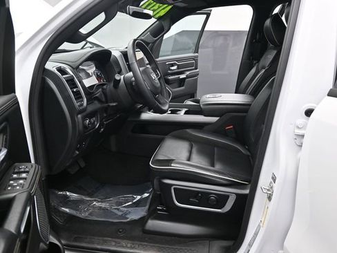 Used 2025 RAM 1500 Laramie image 14