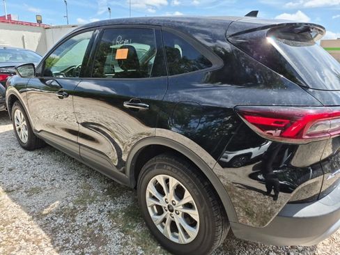 Used 2025 Ford Escape Active AWD/4WD image 2