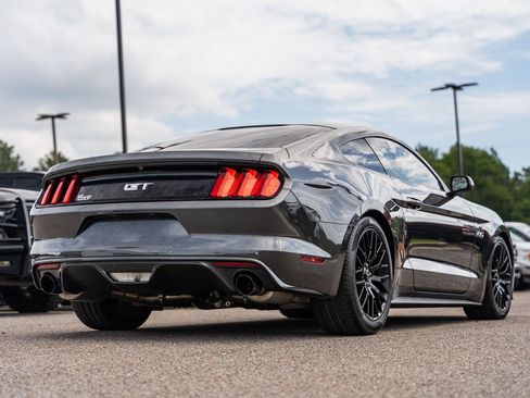 Used 2017 Ford Mustang GT w/ GT Performance Package RWD image 8