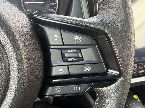 Used 2025 Subaru Forester Premium AWD/4WD image 31