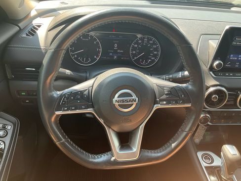 Used 2022 Nissan Sentra SV FWD image 23