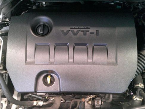 Used 2013 Toyota Corolla LE image 3