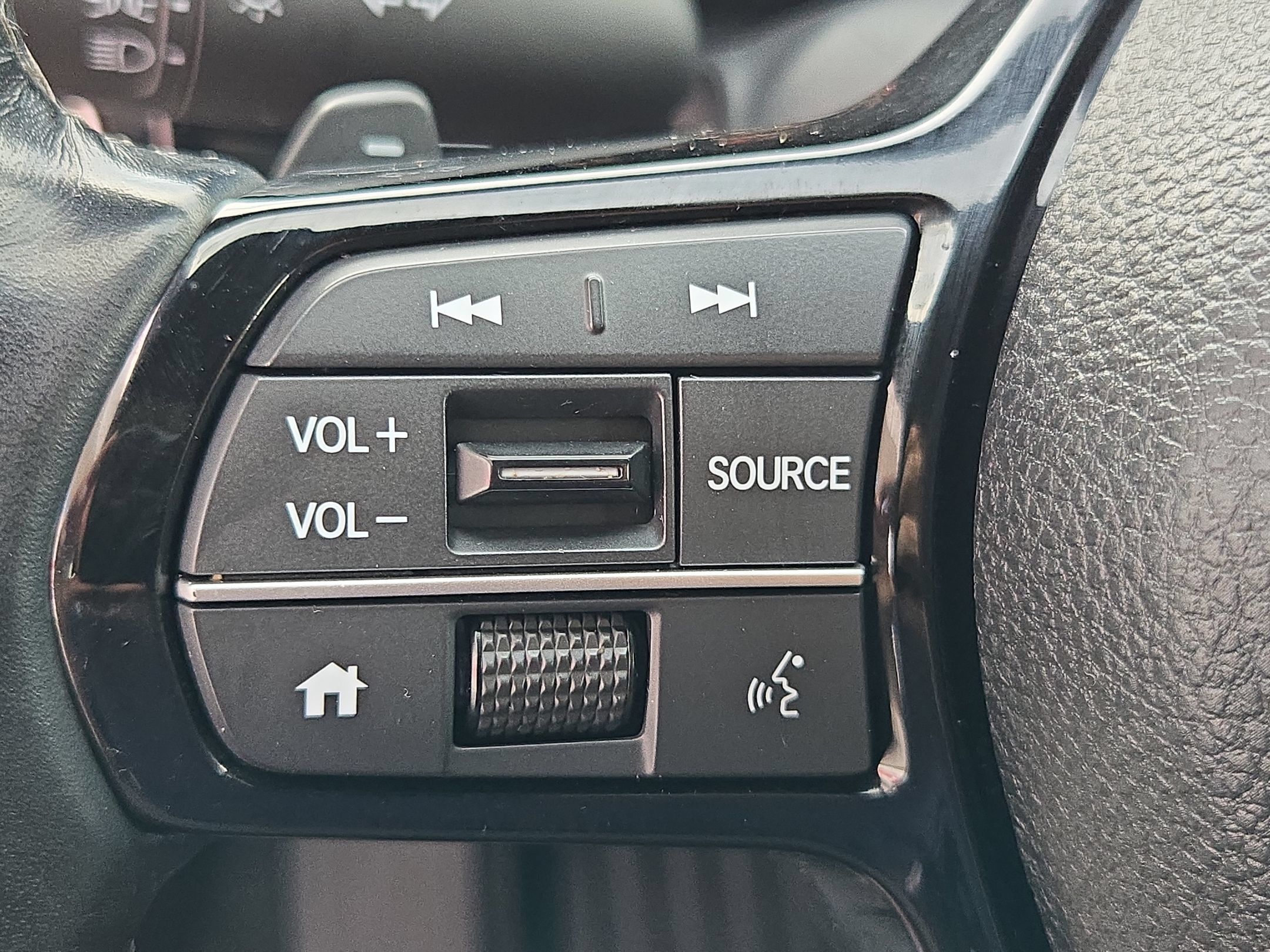 Used 2025 Honda Civic Sport image 26