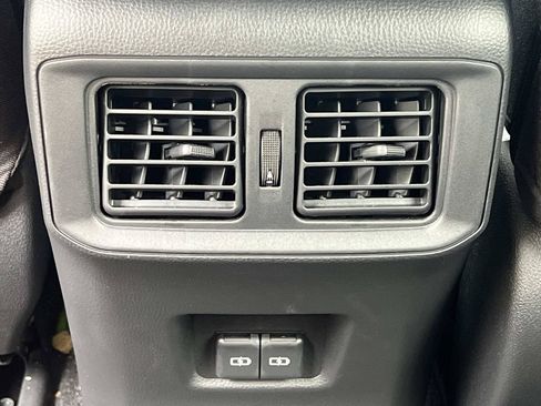 Used 2024 Toyota RAV4 XLE w/ Convenience Package FWD image 18