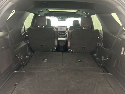 Used 2025 Ford Explorer Platinum w/ LUX Leather Package image 35