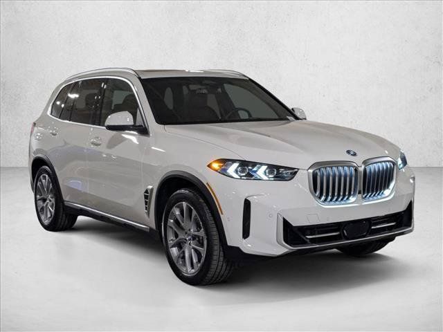 Used 2026 BMW X5 xDrive50e w/ Premium Package AWD/4WD image 6