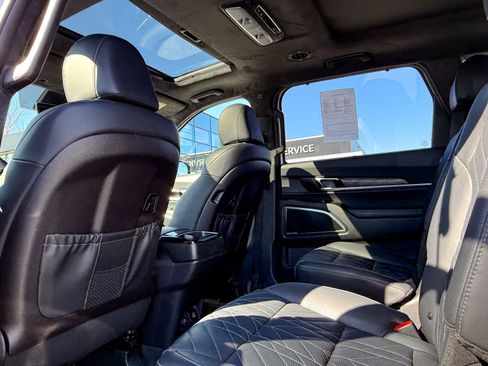 Certified 2025 Kia Telluride SX Prestige X-Line image 45
