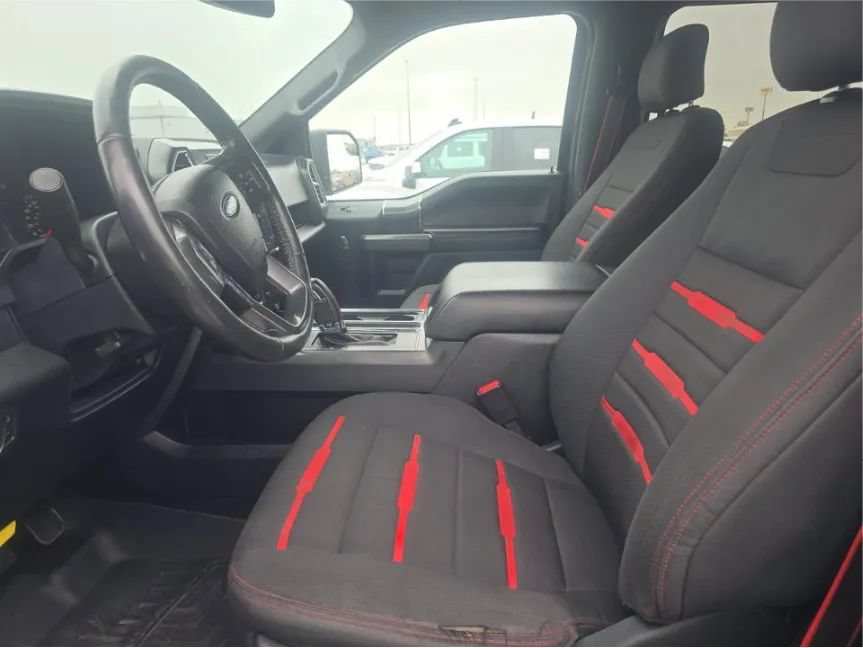 Used 2016 Ford F150 XLT w/ Equipment Group 302A Luxury AWD/4WD image 6