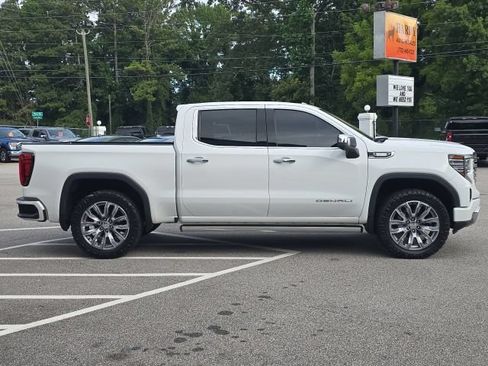 Used 2022 GMC Sierra 1500 Denali w/ Denali Reserve Package AWD/4WD image 6