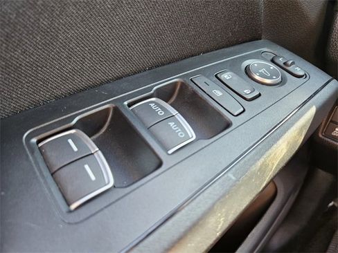 Used 2023 Honda Civic LX image 29