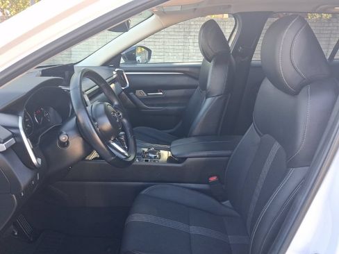 Used 2025 MAZDA CX-50 AWD 2.5 S w/ Premium Package image 4
