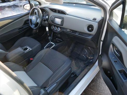 Certified 2018 Toyota Yaris LE image 11