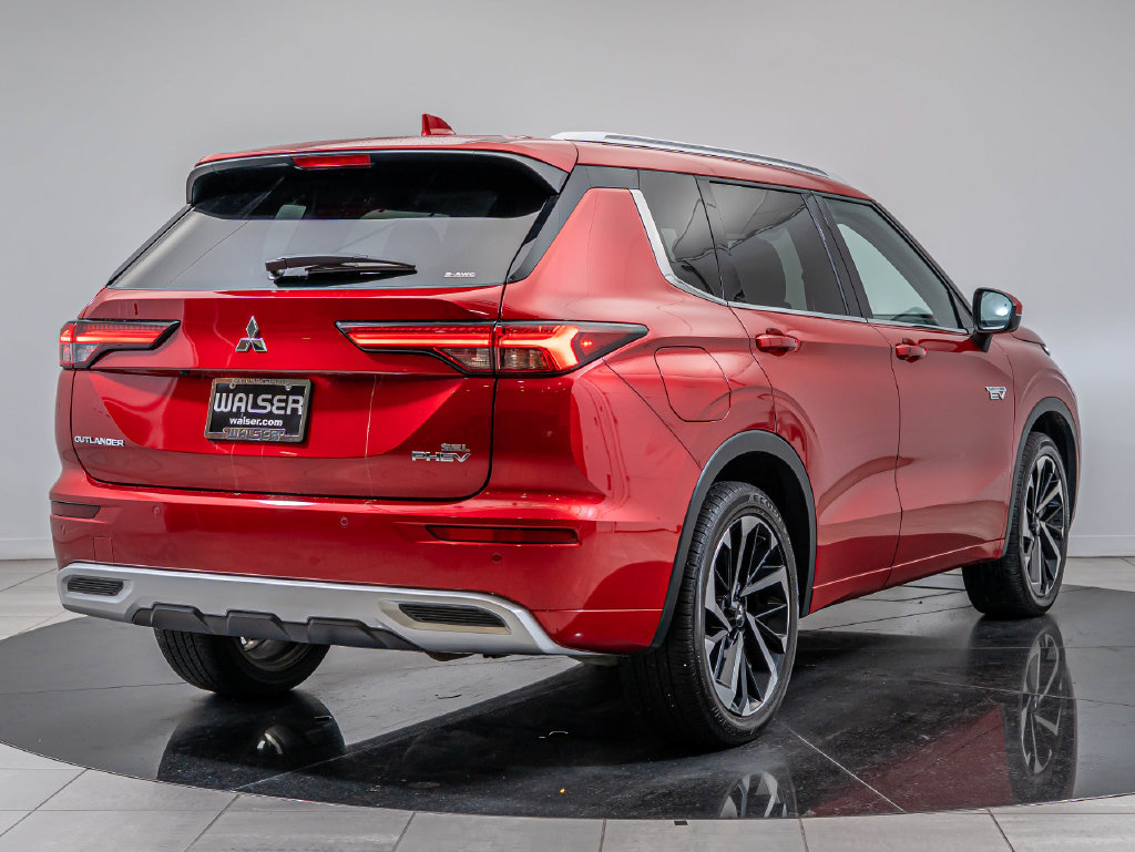 Used 2025 Mitsubishi Outlander SEL AWD/4WD image 10