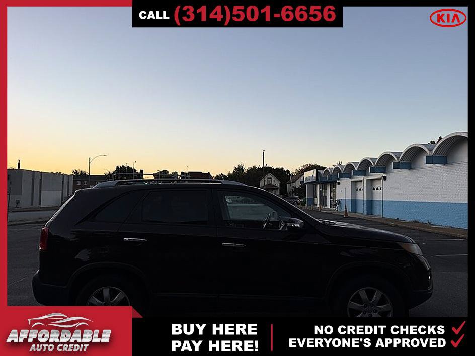 Used 2012 Kia Sorento LX w/ Convenience Pkg FWD image 6