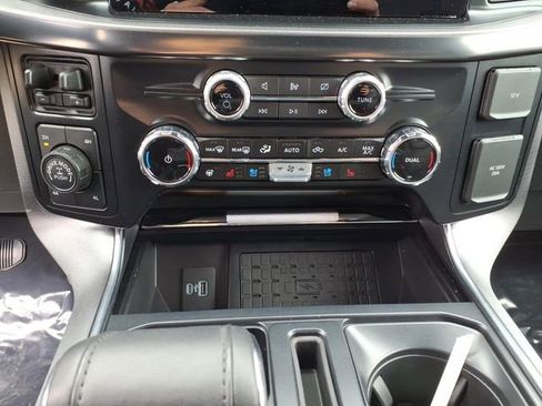 Used 2024 Ford F150 Platinum w/ Equipment Group 702A High image 20