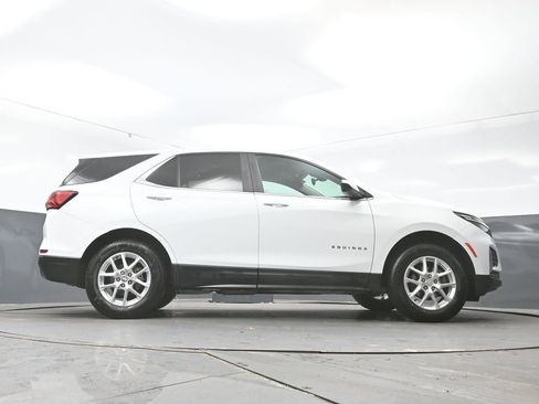 Used 2023 Chevrolet Equinox LT AWD/4WD image 47