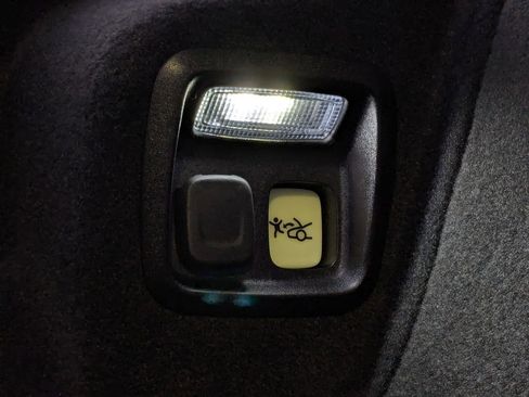 Certified 2023 Chevrolet Corvette Stingray Coupe image 18