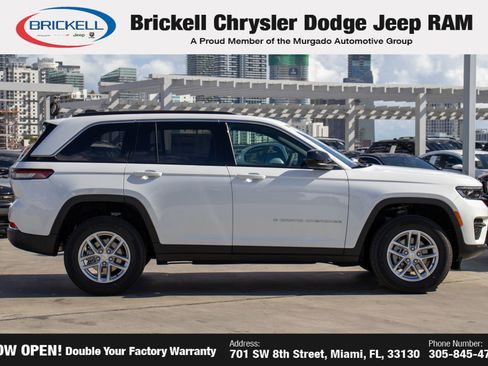 New 2025 Jeep Grand Cherokee Laredo X image 4