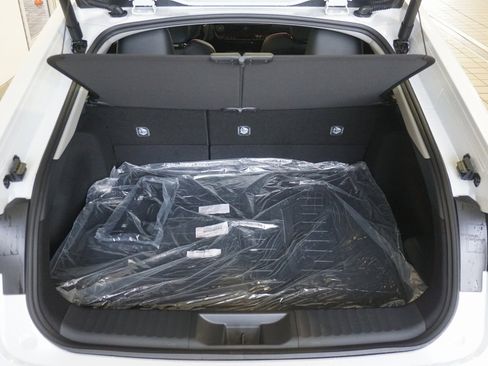 New 2026 Toyota Prius Plug-In Hybrid image 21