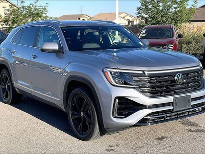 Used 2024 Volkswagen Atlas Cross Sport SEL R-Line