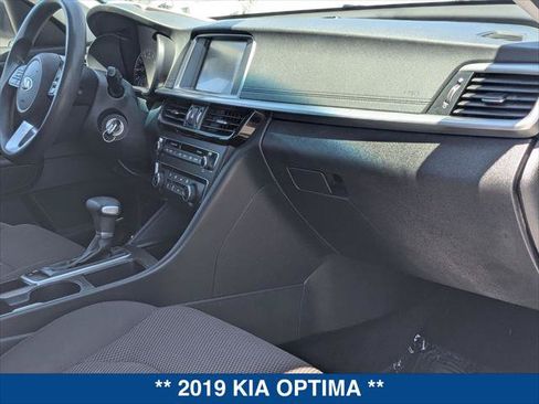 Used 2019 Kia Optima LX FWD image 22
