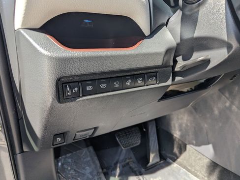 Used 2025 Toyota RAV4 Limited w/ Advanced Technology Package AWD/4WD image 15